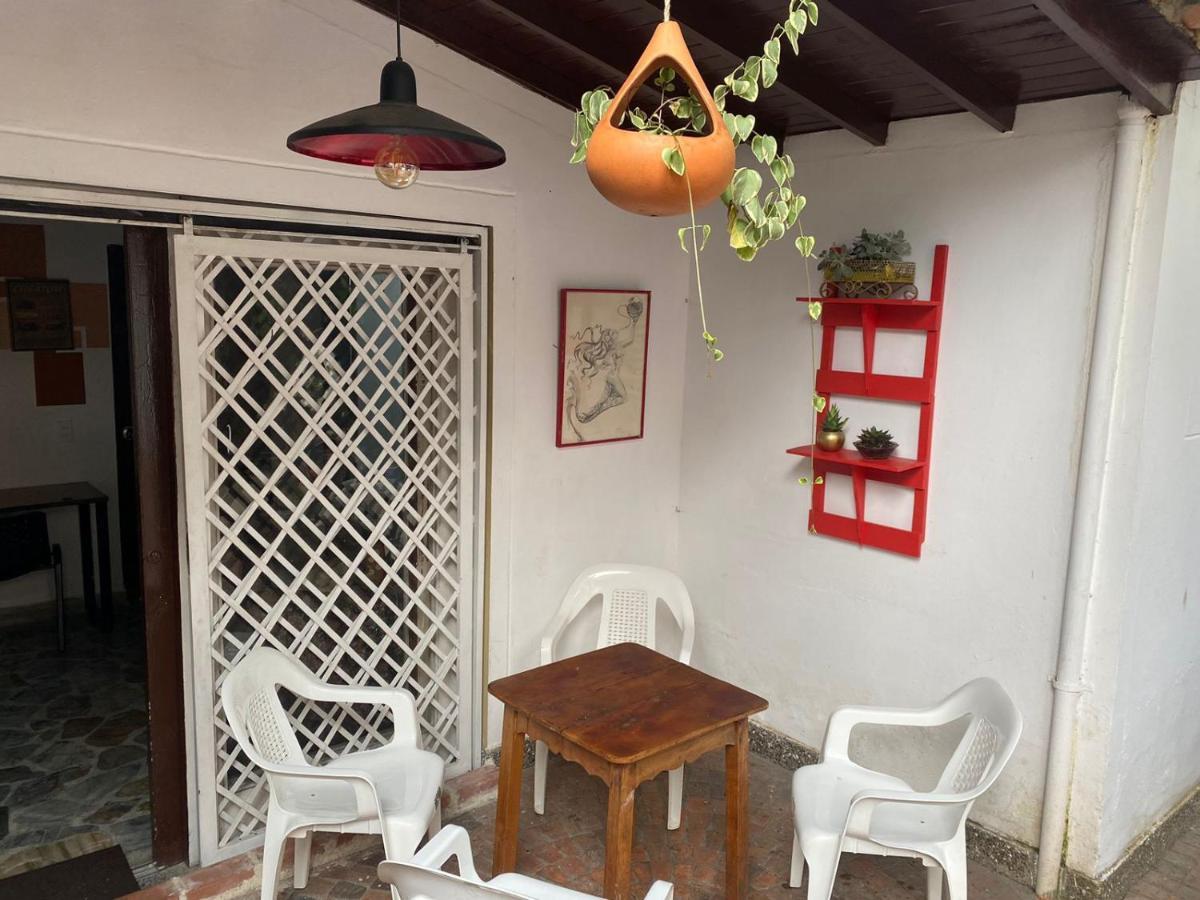 Lady Mom Hostal Medellín Exterior foto