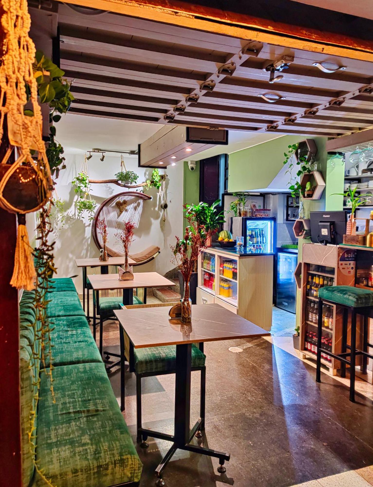 Lady Mom Hostal Medellín Exterior foto
